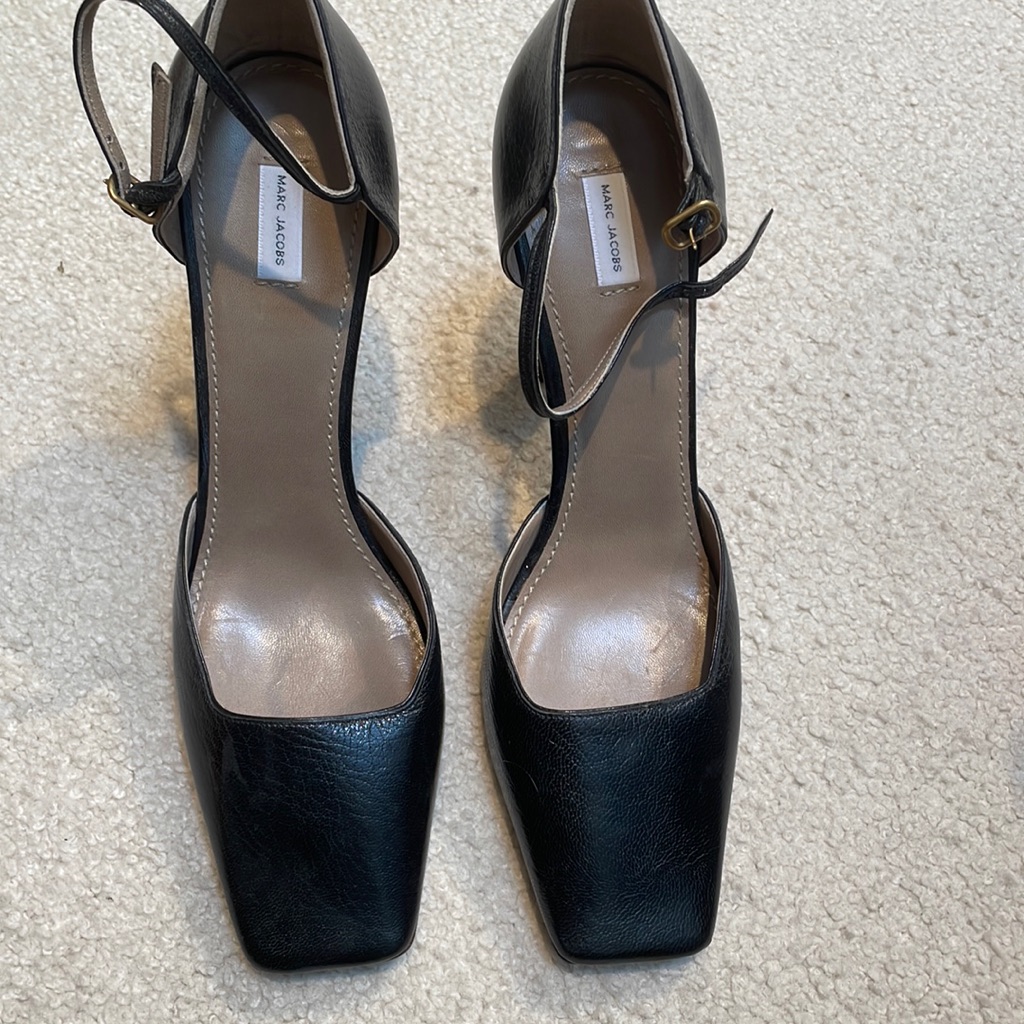 New Marc Jacobs Size 40 Black Heel